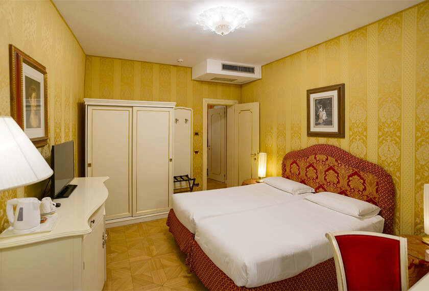 Camera family albergo Venezia