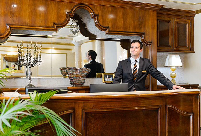 Booking reception hotel Venezia